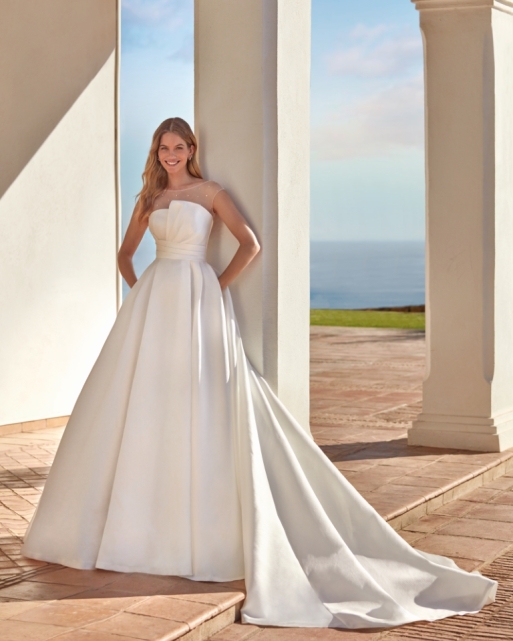 Sposa 2025 -  -  Modello  165